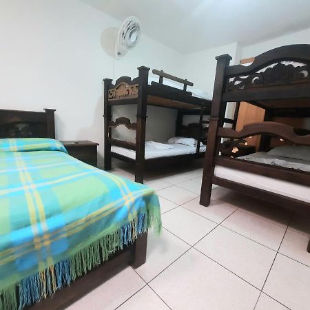 San Gil Tours Hostal المظهر الخارجي الصورة