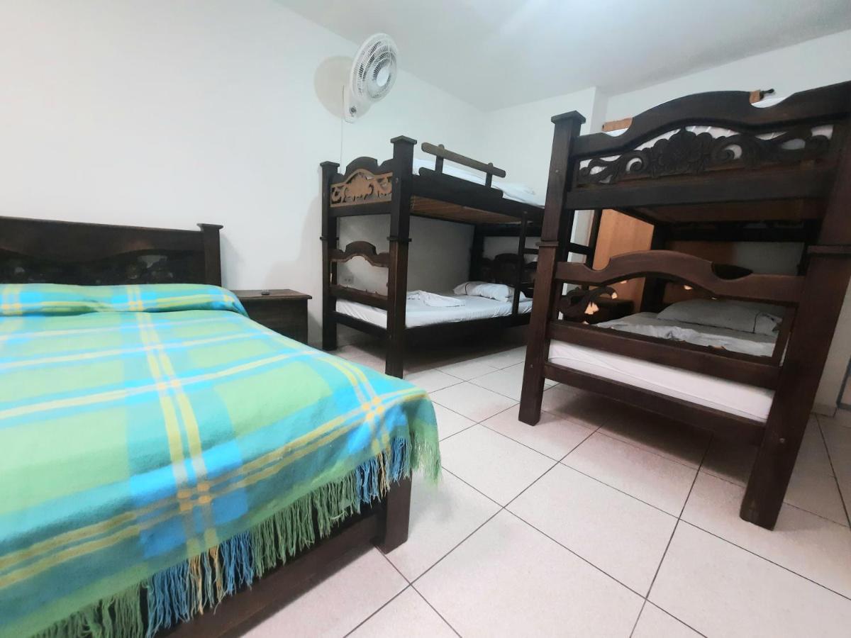 San Gil Tours Hostal المظهر الخارجي الصورة