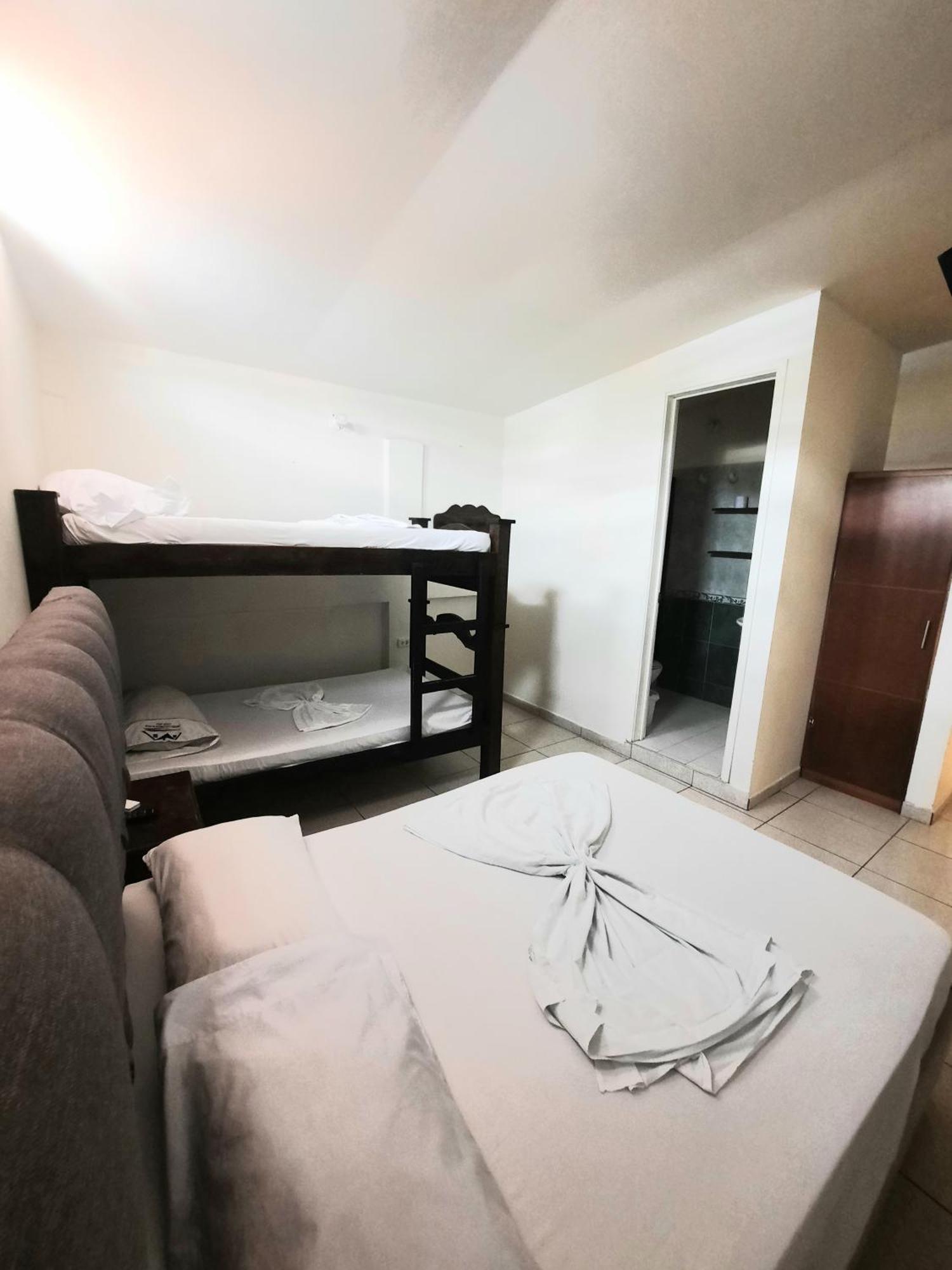 San Gil Tours Hostal الغرفة الصورة
